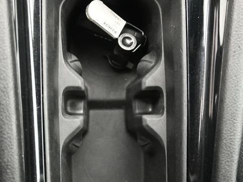 Used 2023 Jeep Compass Limited AWD/4WD image 16