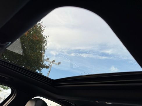 New 2026 BMW 330i Sedan image 21