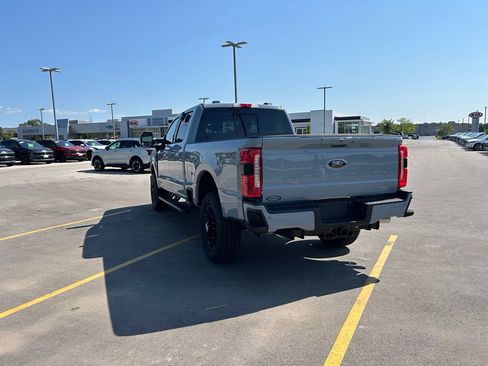 New 2026 Ford F250 Lariat w/ Black Appearance Package AWD/4WD image 8
