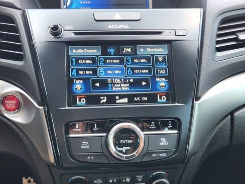 Used 2018 Acura ILX FWD image 18