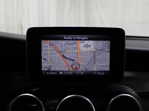 Used 2019 Mercedes-Benz GLC 300 4MATIC image 16