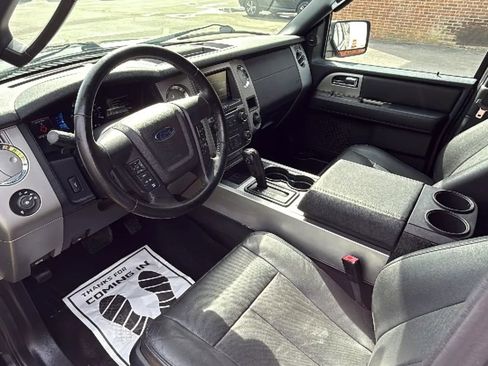 Used 2015 Ford Expedition EL XLT w/ Equipment Group 202A image 19