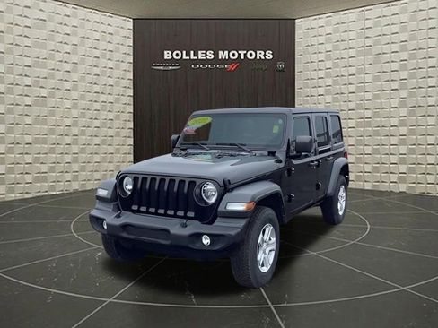 Certified 2022 Jeep Wrangler Unlimited Sport AWD/4WD image 11