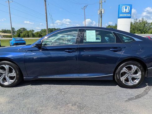 Used 2019 Honda Accord EX image 6