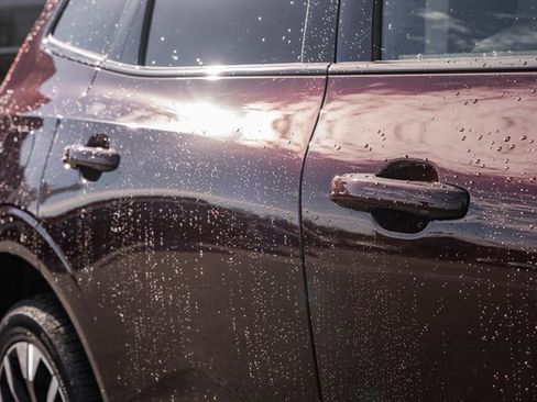 New 2026 Volvo XC60 B5 Ultra w/ Protection Package Premier image 16