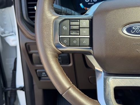 Used 2024 Ford Expedition King Ranch RWD image 11