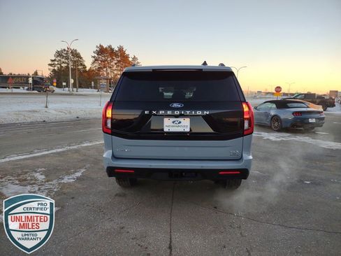 New 2026 Ford Expedition Max Active image 4