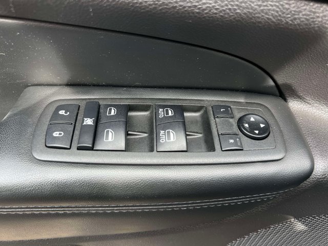 Certified 2021 Jeep Grand Cherokee Limited AWD/4WD image 16