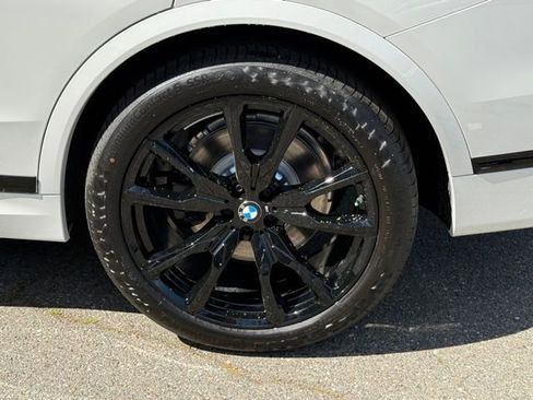 New 2026 BMW X7 xDrive40i w/ M Sport Package image 12