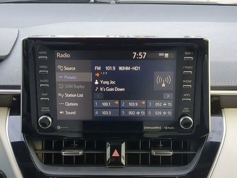 Used 2021 Toyota Corolla XSE image 19