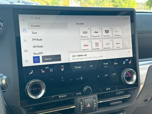 Used 2024 Lexus GX 550 w/ Cold Area Package AWD/4WD image 13