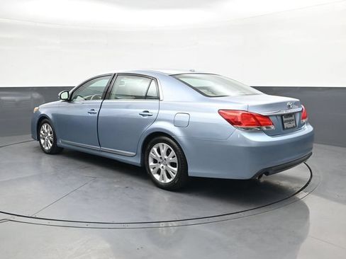 Used 2011 Toyota Avalon FWD image 7