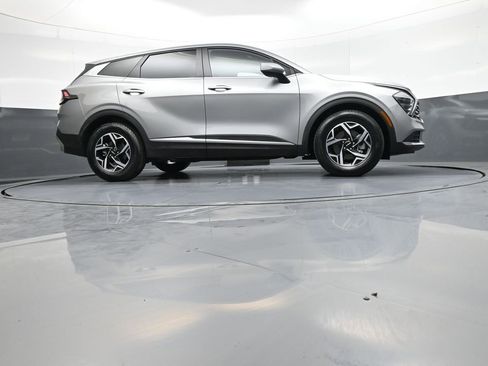 Certified 2025 Kia Sportage LX FWD image 27
