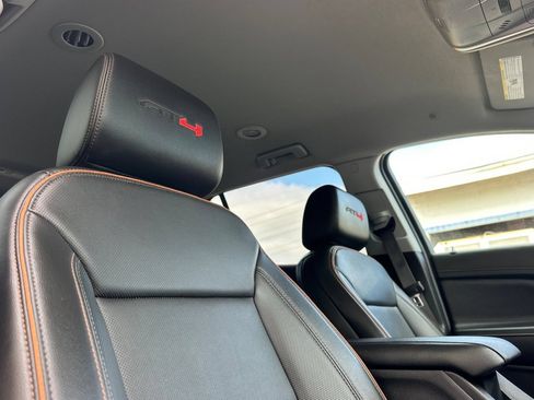 Certified 2023 GMC Acadia AT4 w/ Technology Package AWD/4WD image 22