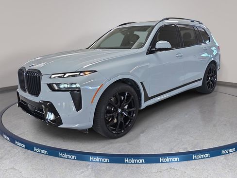 Used 2024 BMW X7 xDrive40i w/ M Sport Package AWD/4WD image 1