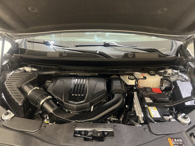 Certified 2025 Chevrolet Traverse RS w/ LPO, Roadside Safety Package FWD image 28