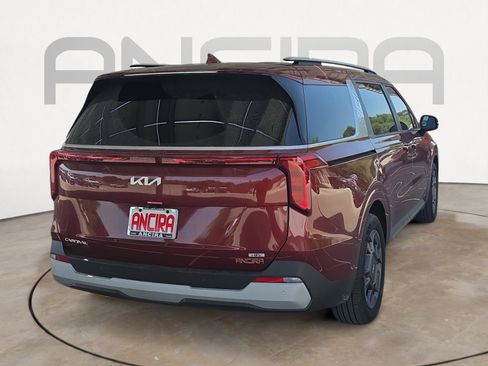 Used 2026 Kia Carnival EX FWD image 8