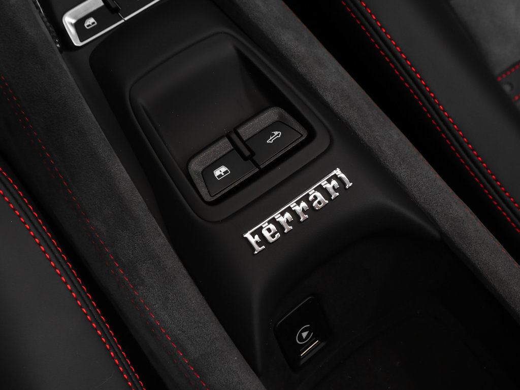 Certified 2023 Ferrari F8 Tributo RWD image 63