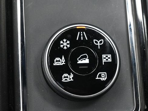 Certified 2025 Nissan Pathfinder Rock Creek AWD/4WD image 20