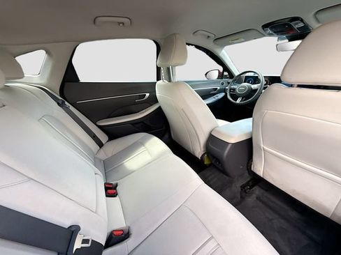 Used 2024 Hyundai Sonata SEL FWD image 25