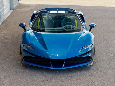Used 2023 Ferrari SF90 Spider AWD/4WD image 10