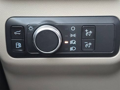 Used 2021 Ford Escape SE w/ Convenience Package image 17