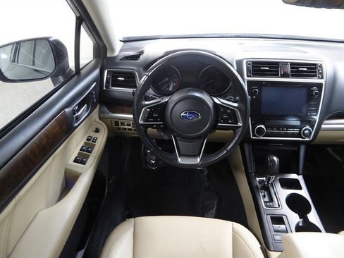 Used 2019 Subaru Outback 2.5i Limited w/ Popular Package #2 image 10