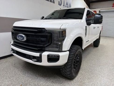 Used 2018 Ford F250 Platinum w/ Platinum Ultimate Package AWD/4WD image 3