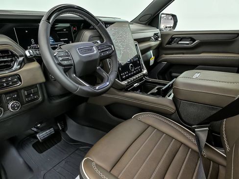 New 2026 GMC Yukon XL Denali Ultimate AWD/4WD image 7