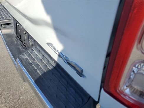 Used 2024 RAM 2500 Big Horn image 8