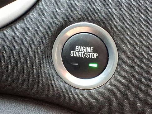 Used 2024 Chevrolet Malibu LT image 27