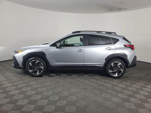 Used 2025 Subaru Crosstrek 2.5i Limited w/ Crosstrek Mirror Package image 7