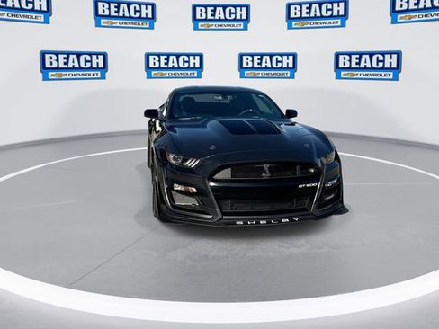 Used 2022 Ford Mustang Shelby GT500 w/ Technology Package RWD image 3