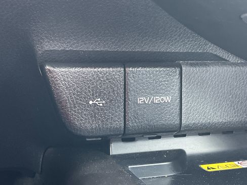 Used 2024 Toyota Camry XSE image 7