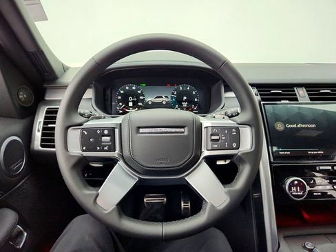 New 2026 Land Rover Discovery Limited Edition image 21