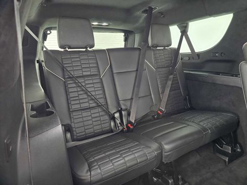 Used 2023 Cadillac Escalade ESV V image 13