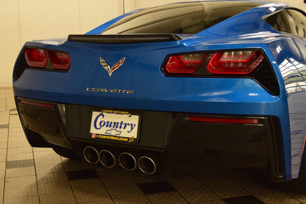Used 2015 Chevrolet Corvette Stingray Coupe w/ 2LT Preferred Equipment Group RWD image 22