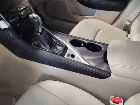 Used 2015 INFINITI Q50 Premium w/ All Weather Package RWD image 26
