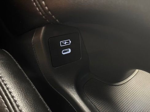 Certified 2026 Honda HR-V EX-L image 30