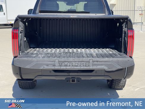 Used 2022 Toyota Tundra Platinum w/ Advanced Package image 19