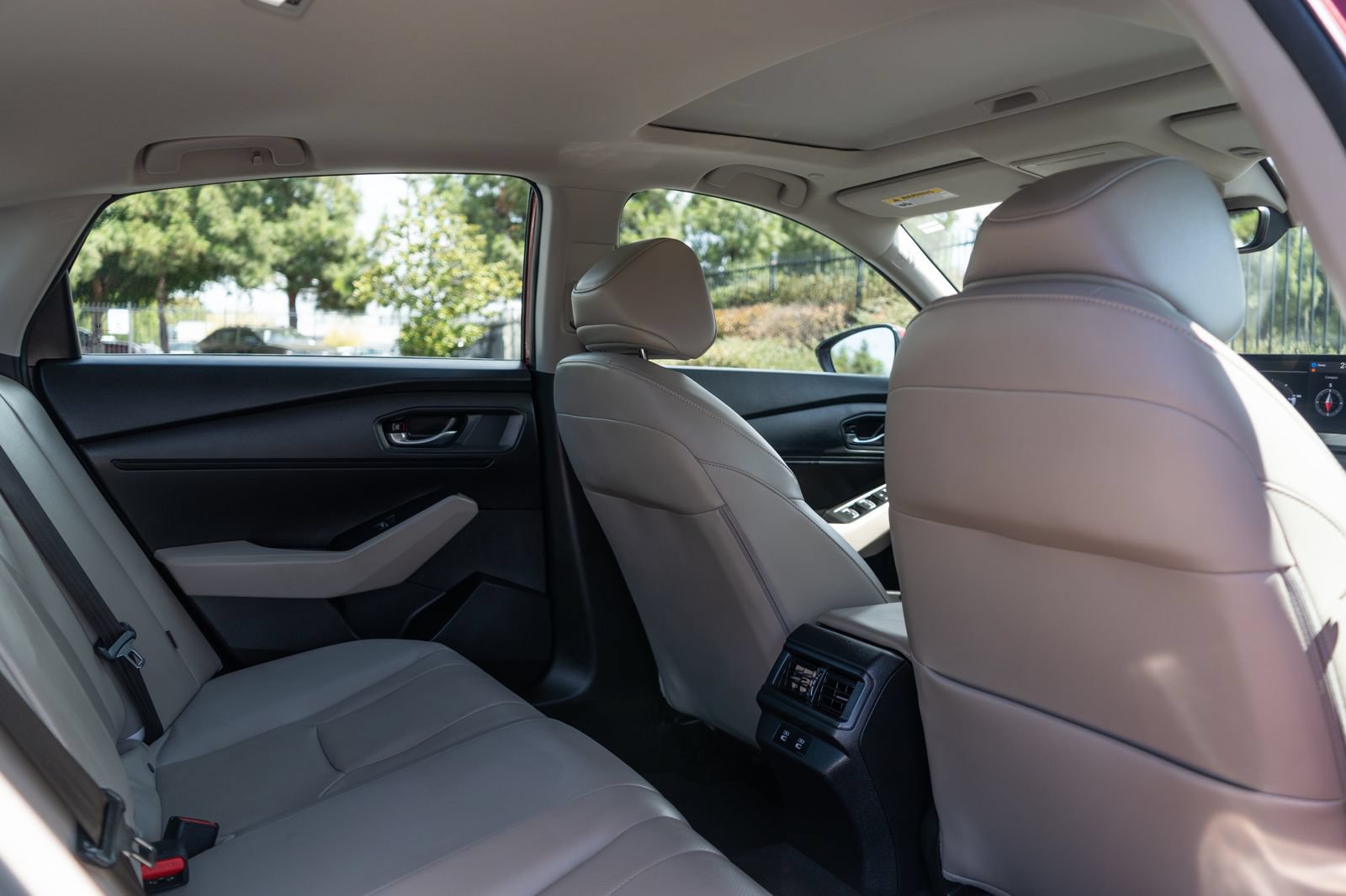 Used 2023 Honda Accord EX-L image 22