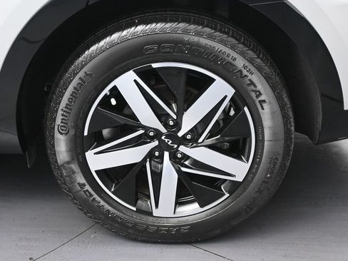 Used 2023 Kia Sorento EX FWD image 41