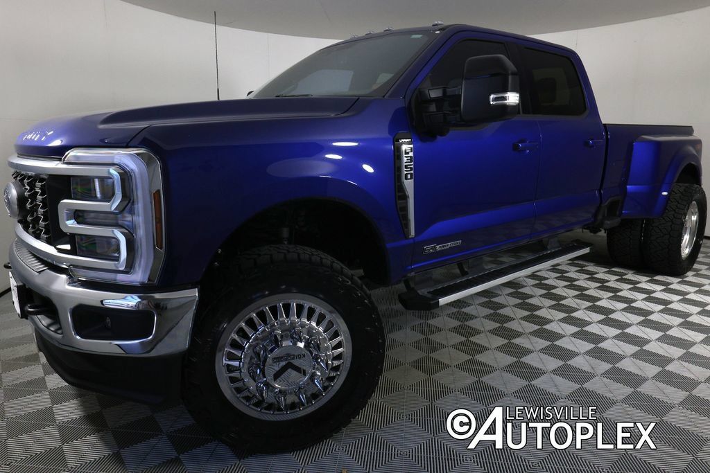Used 2026 Ford F350 Lariat AWD/4WD image 1