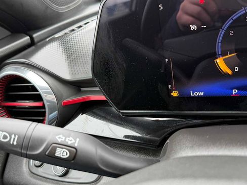 Used 2024 Chevrolet Trax RS w/ Driver Confidence Package image 17