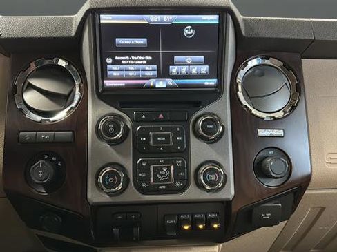 Used 2014 Ford F350 Lariat w/ Lariat Ultimate Package AWD/4WD image 13