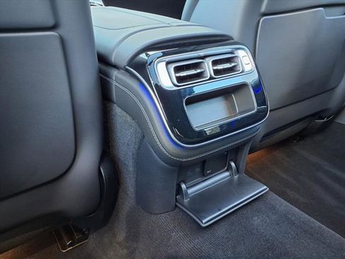 Certified 2022 Mercedes-Benz S 500 4MATIC image 19