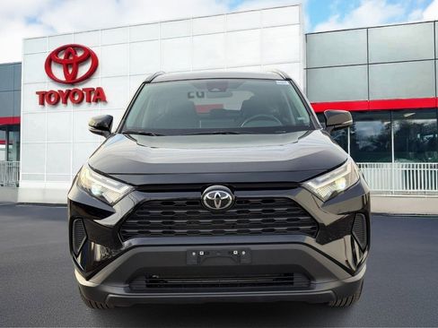 Used 2025 Toyota RAV4 XLE image 10