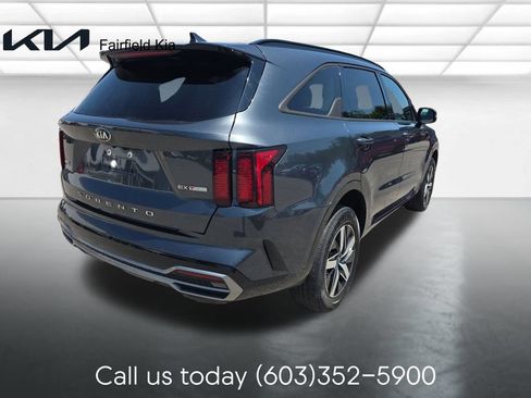 Certified 2021 Kia Sorento EX w/ Panoramic Sunroof Package AWD/4WD image 5