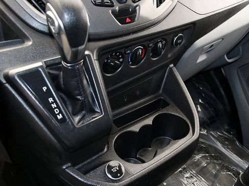 Used 2018 Ford Transit 250 Base image 16