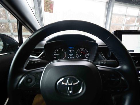 Used 2024 Toyota Corolla SE image 15